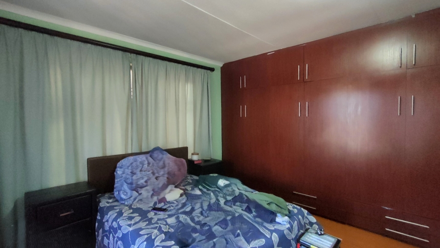 3 Bedroom Property for Sale in Zwide Eastern Cape